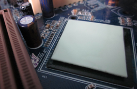 如何辨别高可靠性的导热硅胶片？