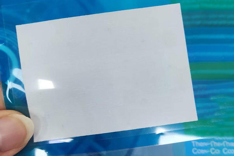 氮化硼导热垫片：为新能源汽车电控系统打造可靠散热方案