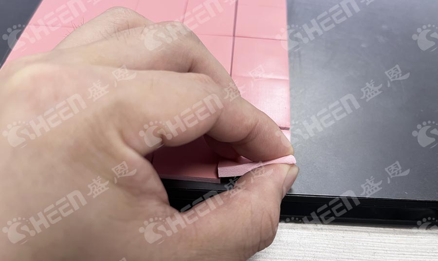 高回弹导热硅胶片的技术挑战与发展难点